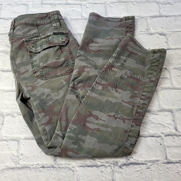 Sanctuary Camo Skinny Pants size 28 - Picture 1 of 12